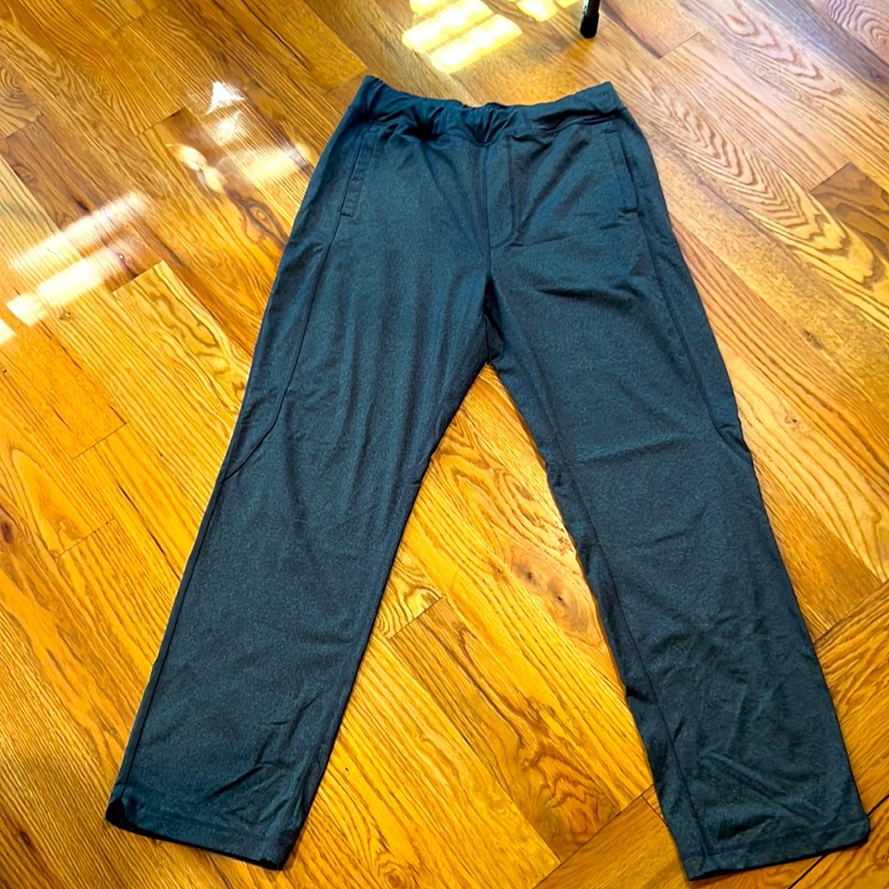 Mondetta joggers/ track pants large heather grey
